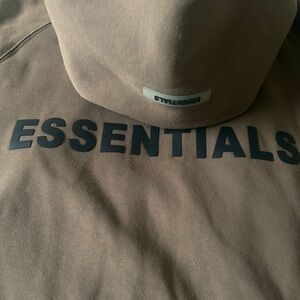 Men’s large Essentials hoodie